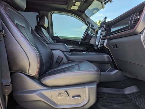 Used 2024 Ford Expedition Limited RWD image 22