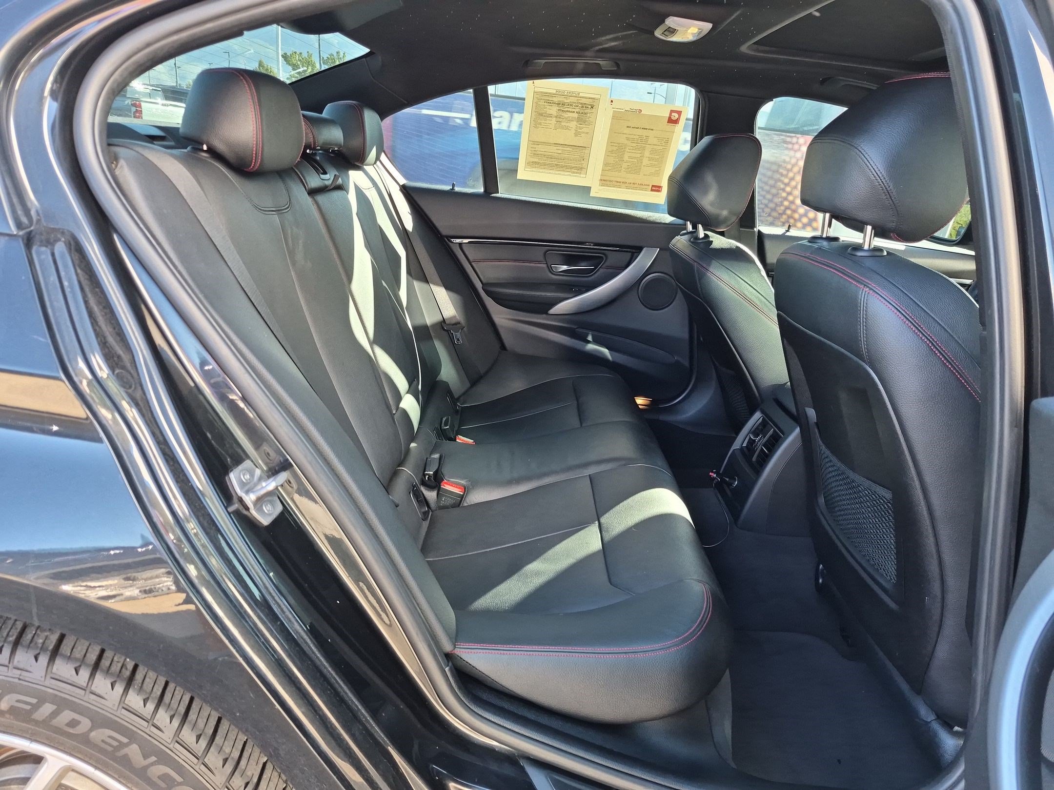 Used 2016 BMW 328i Sedan RWD image 30