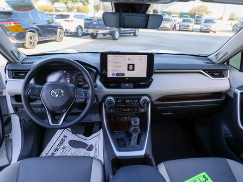Certified 2025 Toyota RAV4 Limited FWD image 46
