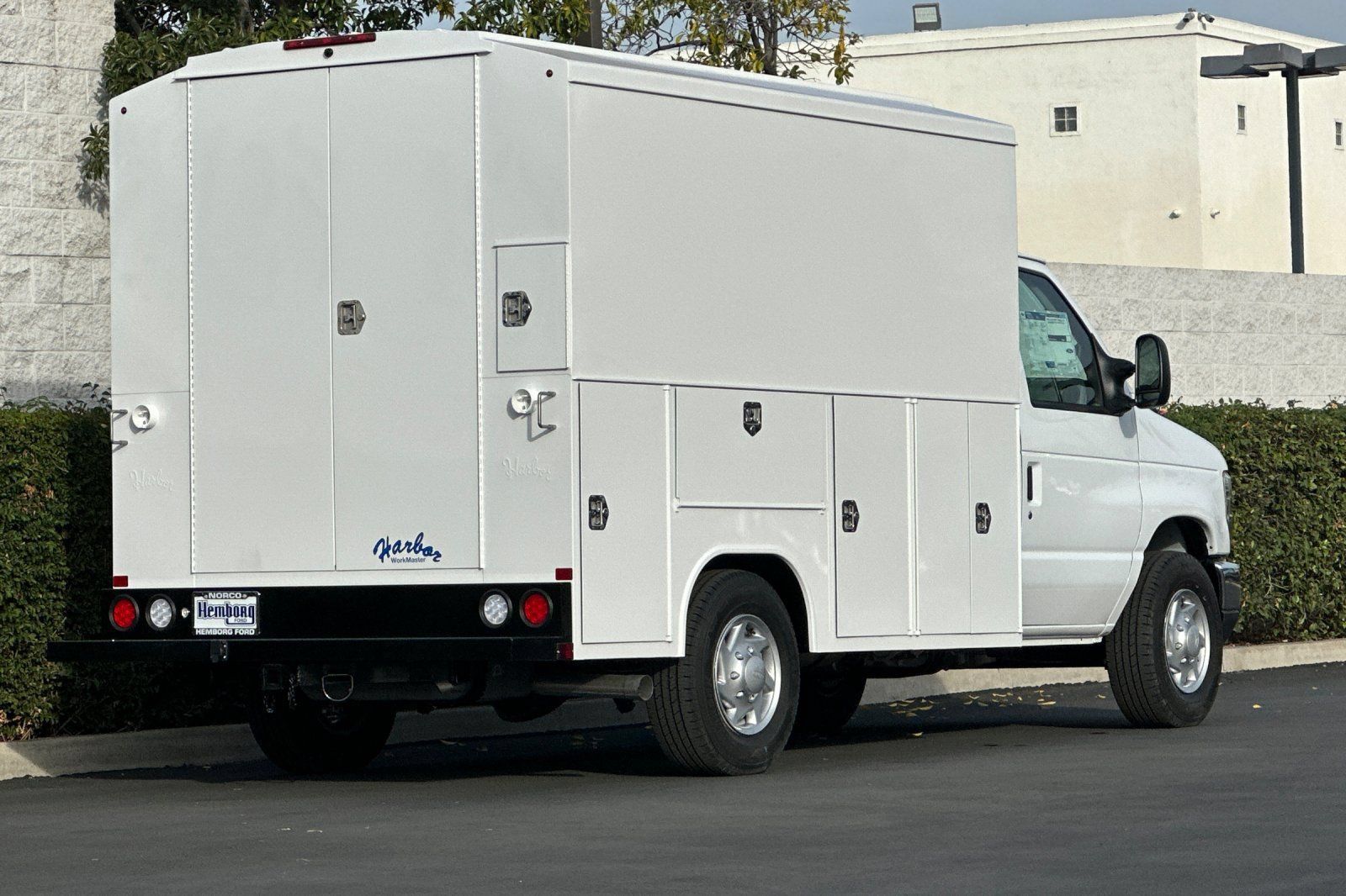 New 2026 Ford E-350 and Econoline 350 Super Duty w/ Power Equipment Group RWD image 4