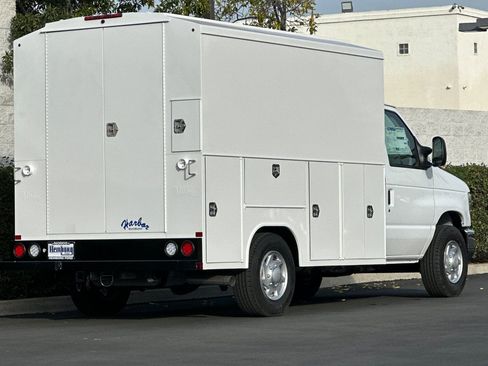 New 2026 Ford E-350 and Econoline 350 Super Duty w/ Power Equipment Group image 4