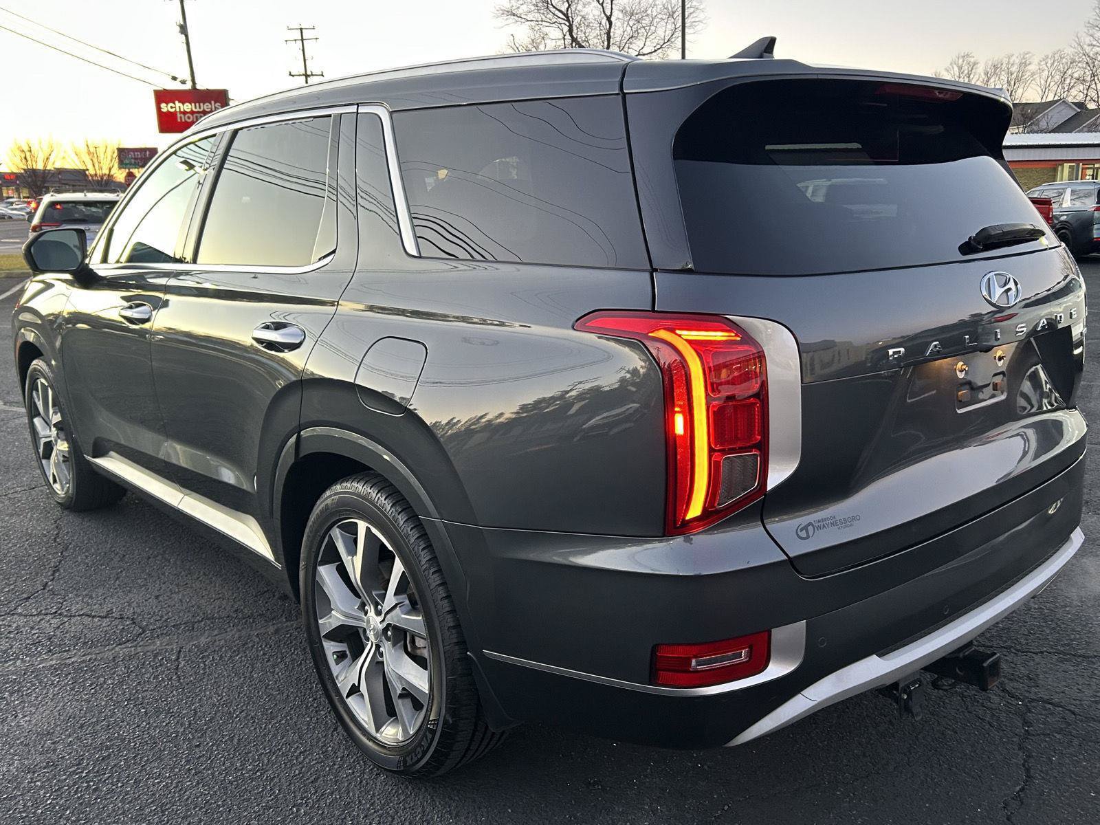 Used 2022 Hyundai Palisade Limited AWD/4WD image 3