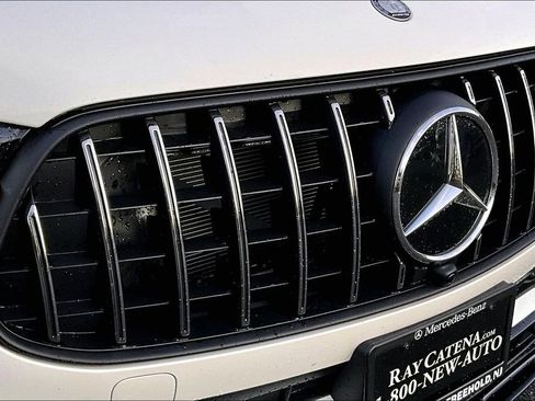 Certified 2025 Mercedes-Benz GLC 43 AMG 4MATIC image 30