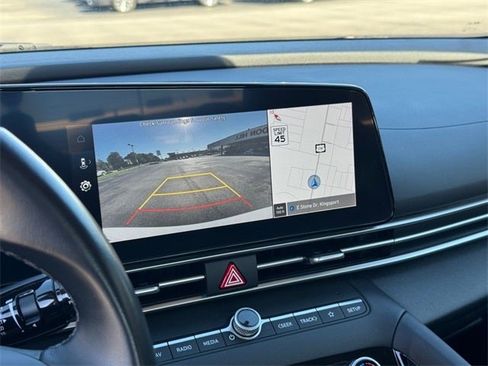 Used 2023 Hyundai Elantra SEL w/ Convenience Package image 23