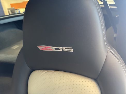 Used 2008 Chevrolet Corvette Z06 w/ Preferred Equipment Group image 8