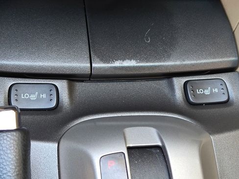 Used 2010 Honda Crosstour EX-L image 18