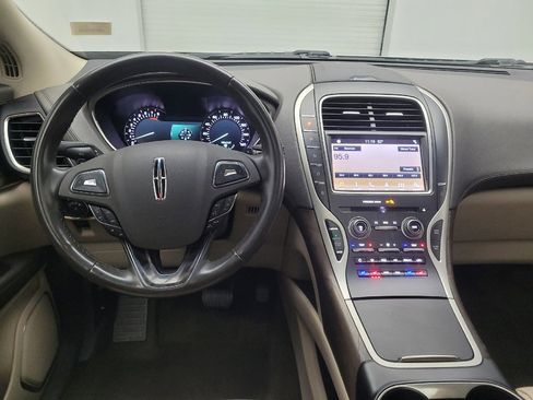 Used 2018 Lincoln MKX Reserve image 22