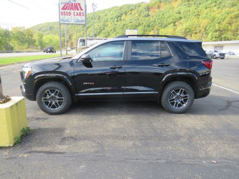 New 2026 GMC Terrain AT4 w/ LPO, Floor Liner Package image 4