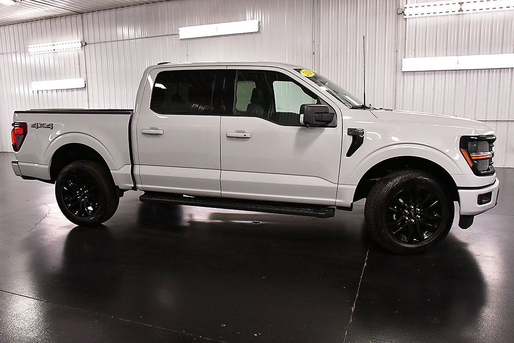 New 2026 Ford F150 XLT w/ Equipment Group 302A MID AWD/4WD image 8