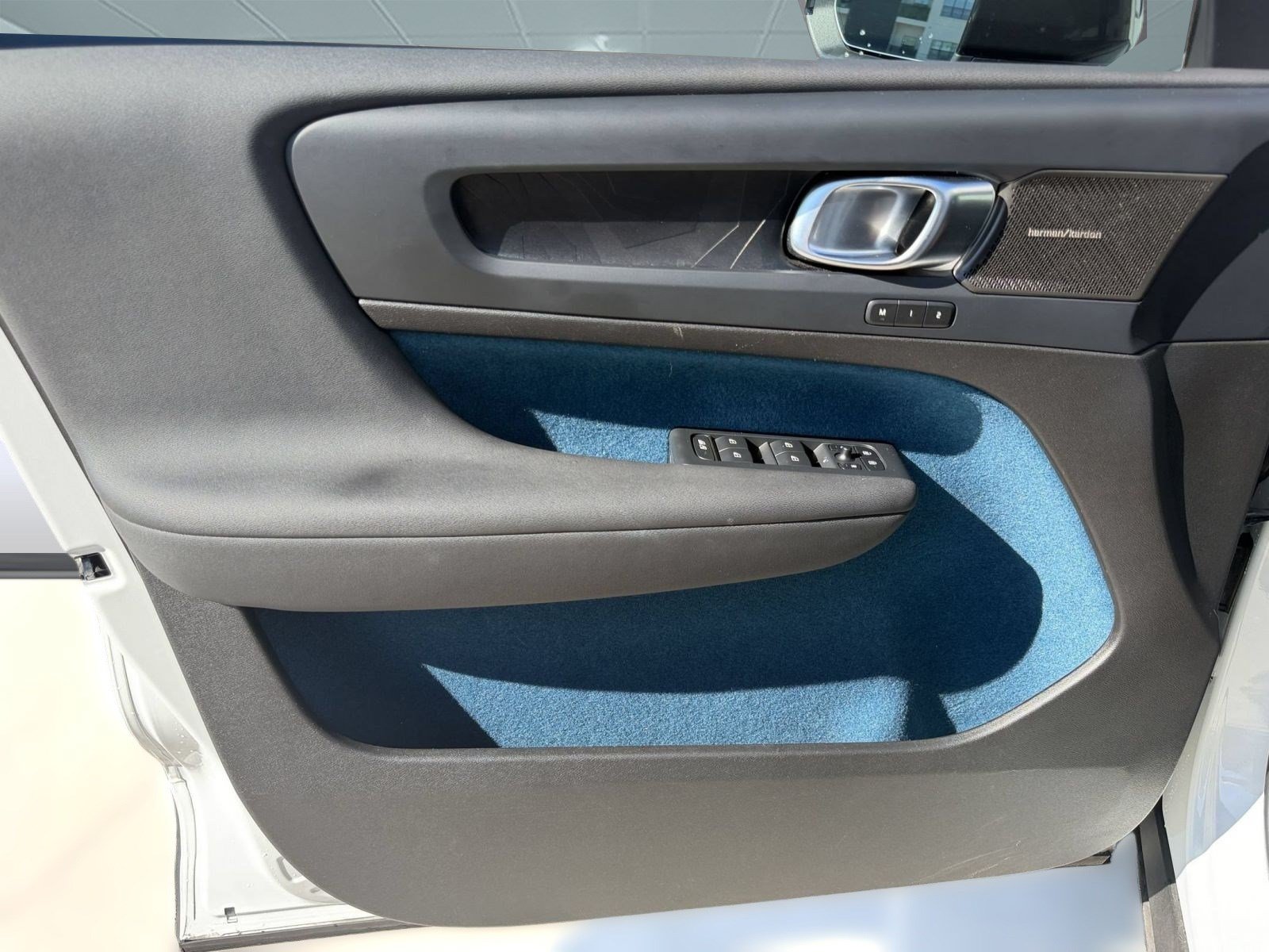 Certified 2023 Volvo C40 P8 Recharge Ultimate AWD/4WD image 14