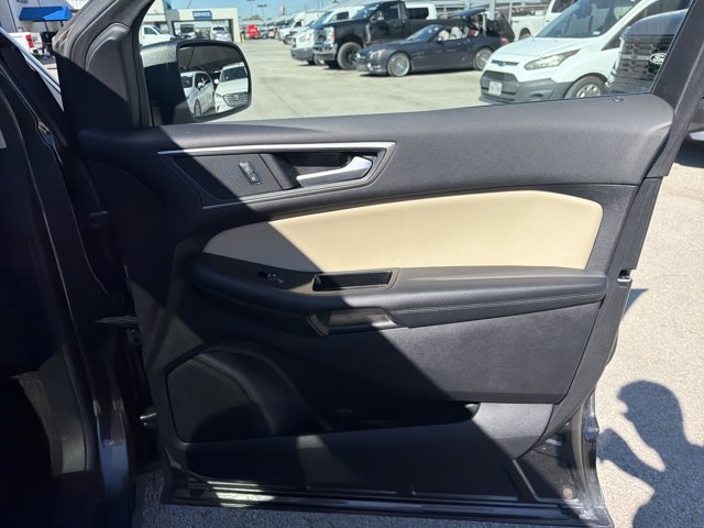 Used 2019 Ford Edge SEL w/ Equipment Group 201A FWD image 25