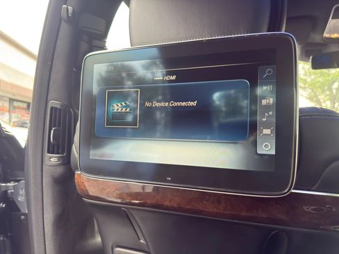 Used 2018 Mercedes-Benz S 560 4MATIC Sedan image 58