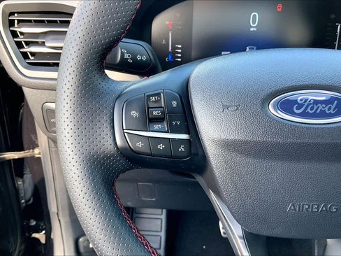 Used 2024 Ford Escape ST-Line w/ Tech Pack #1 image 23