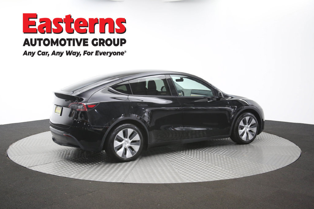 Used 2023 Tesla Model Y Long Range AWD/4WD image 39