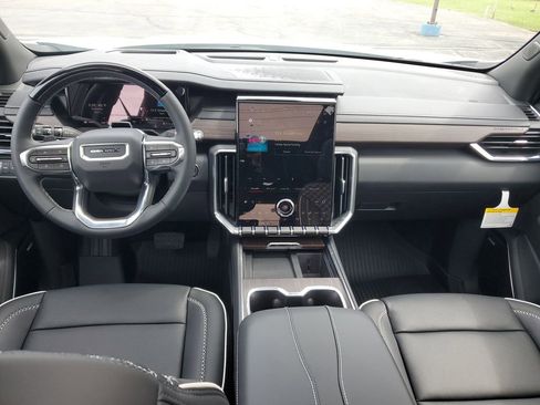 New 2026 GMC Acadia Denali w/ Super Cruise Package AWD/4WD image 11