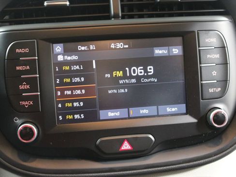 Used 2020 Kia Soul LX image 41