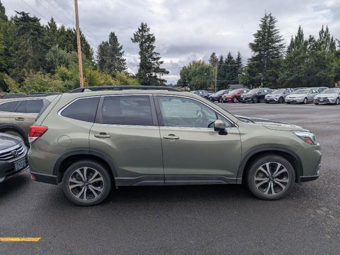 Used 2021 Subaru Forester Limited AWD/4WD image 8