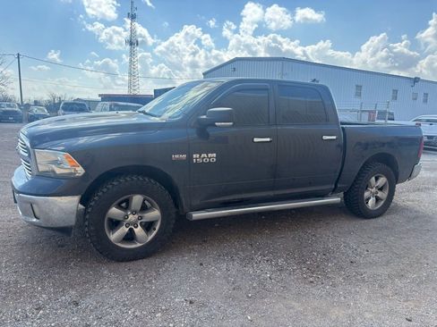 Used 2013 RAM 1500 Lone Star image 4