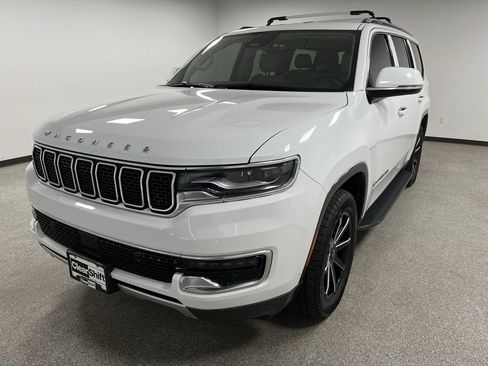 Used 2022 Jeep Wagoneer Series II image 4