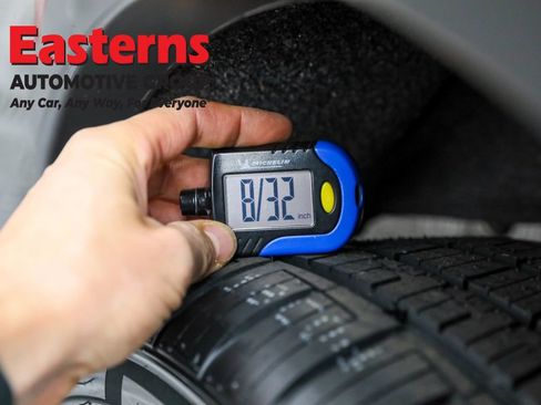 Used 2023 Mitsubishi Outlander SEL image 30