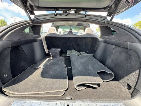 Used 2018 Tesla Model X 100D AWD/4WD image 25