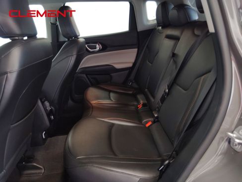 Used 2022 Jeep Compass Limited image 37