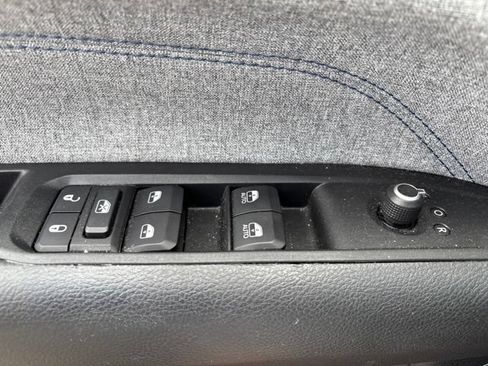 Used 2022 Jeep Compass Latitude w/ Convenience Group AWD/4WD image 12
