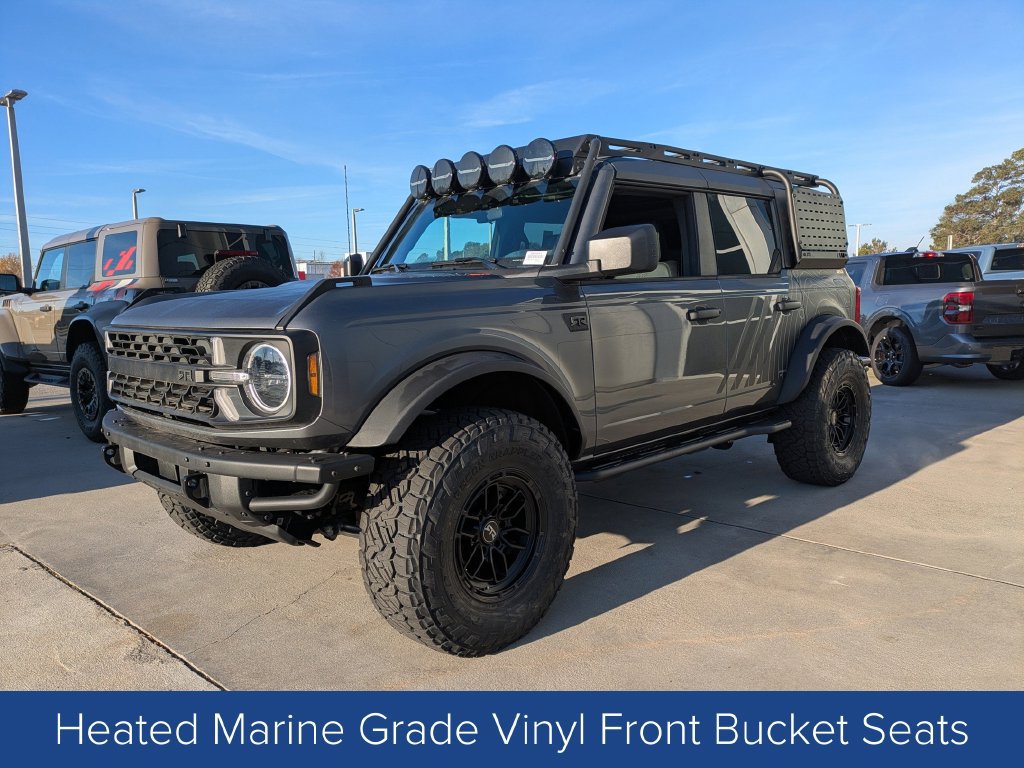 Used 2025 Ford Bronco Big Bend w/ Black Diamond Package AWD/4WD image 7