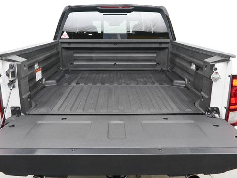 Used 2024 Honda Ridgeline Black Edition image 17