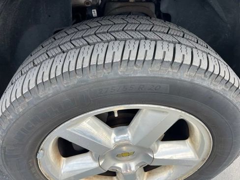 Used 2007 Chevrolet Tahoe LTZ w/ LTZ Preferred Equipment Group AWD/4WD image 14