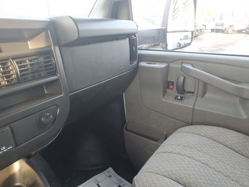 New 2026 Chevrolet Express 3500 w/ Power Convenience Package image 28