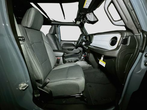 New 2026 Jeep Wrangler Unlimited Sport AWD/4WD image 33