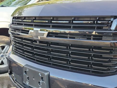 Used 2023 Chevrolet Tahoe RST w/ Luxury Package RWD image 3
