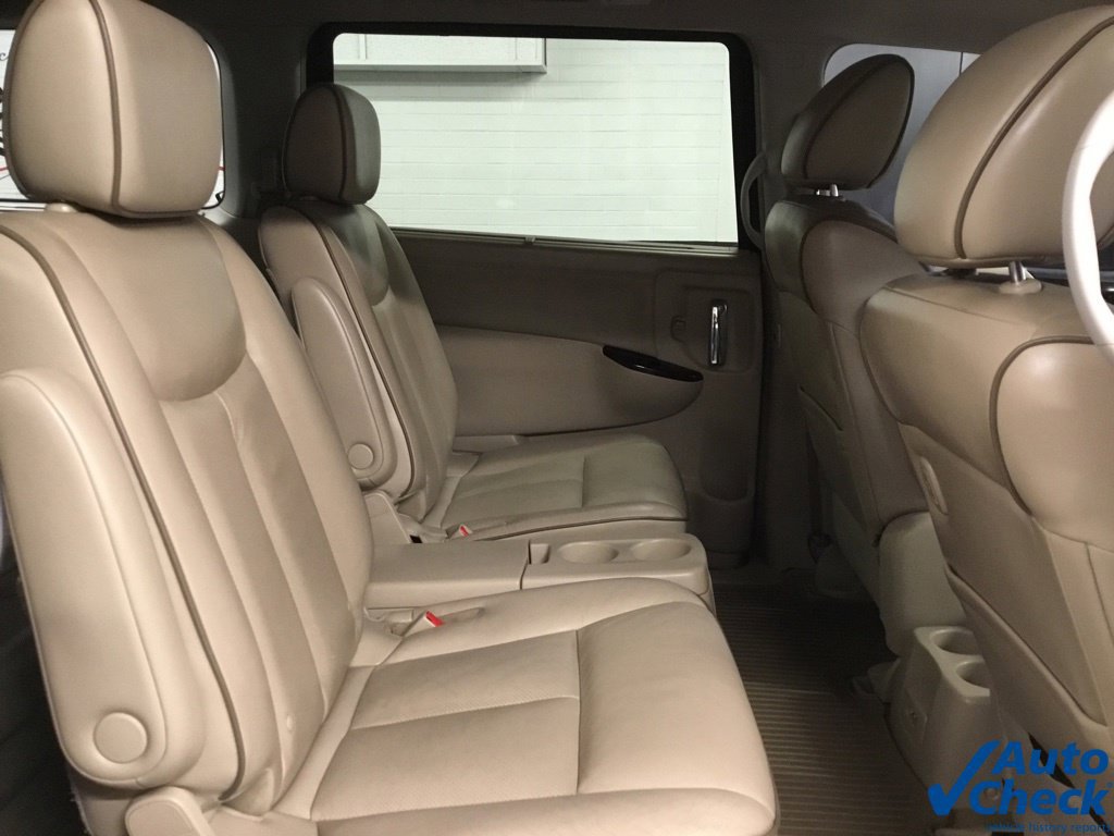 Used 2011 Nissan Quest LE FWD image 34