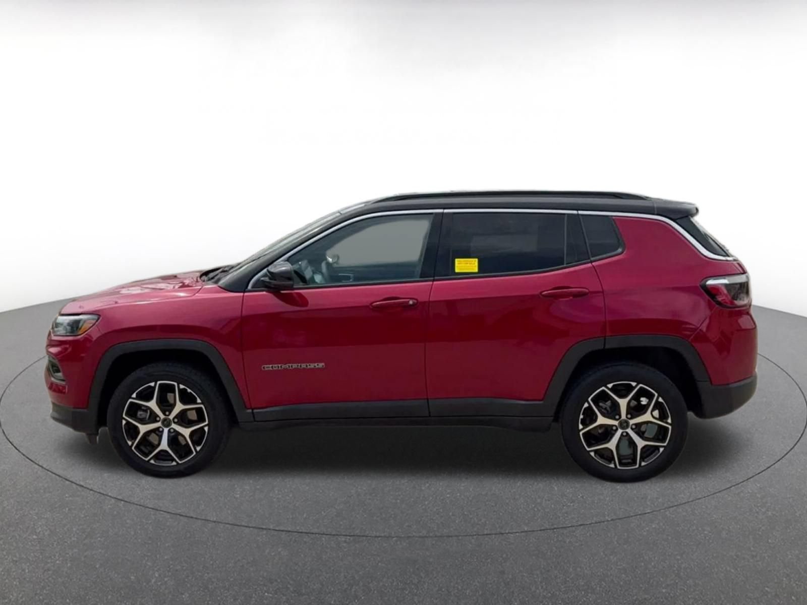 Used 2025 Jeep Compass Limited AWD/4WD image 7