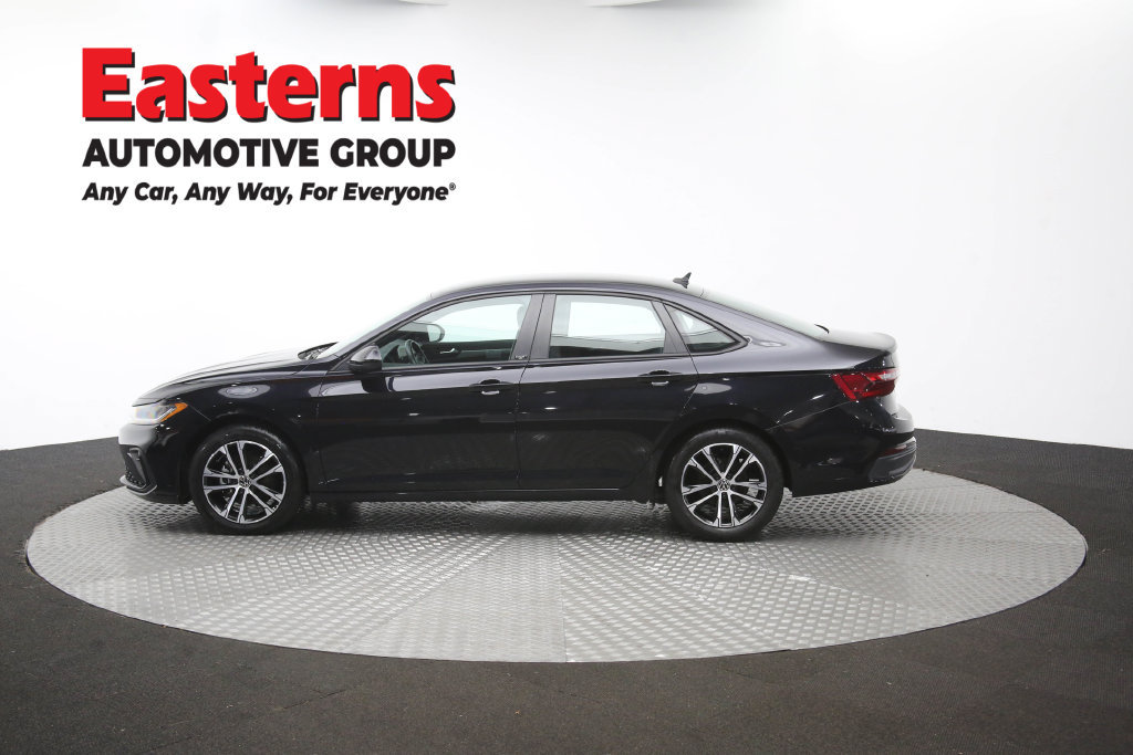 Used 2025 Volkswagen Jetta Sport FWD image 62