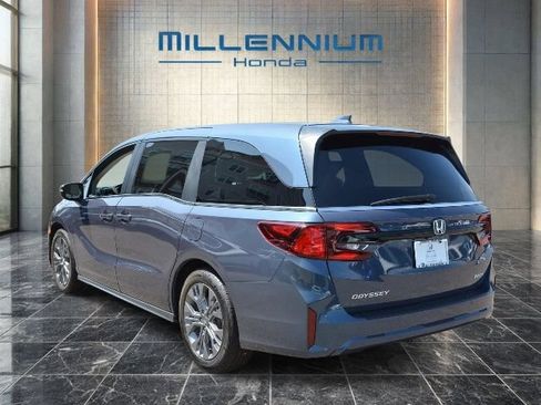 Certified 2026 Honda Odyssey Touring image 3