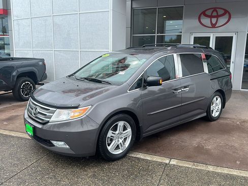 Used 2012 Honda Odyssey Touring Elite image 3