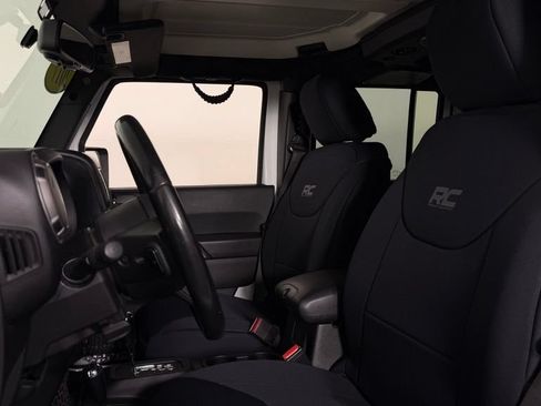 Used 2017 Jeep Wrangler Unlimited Sport w/ Quick Order Package 24S AWD/4WD image 16