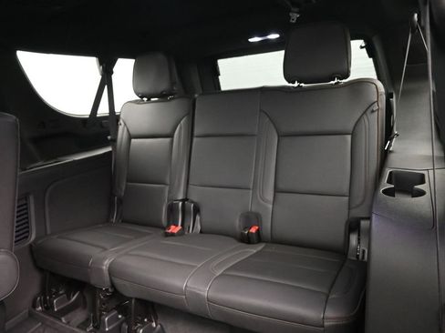 Used 2024 Chevrolet Suburban High Country w/ Advanced Technology Package image 30