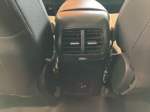 Used 2022 Ford Escape SE w/ Convenience Package image 23