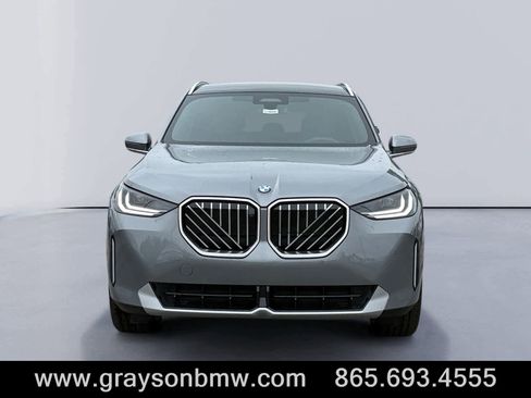Used 2025 BMW X3 xDrive30i w/ Premium Package image 8