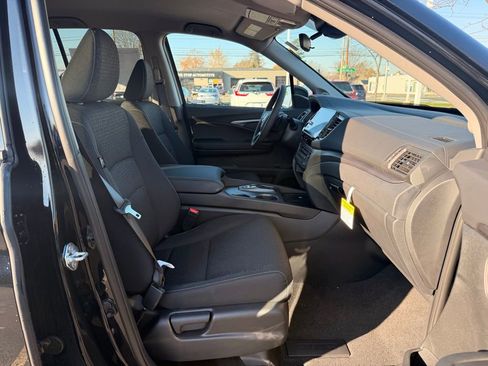 New 2026 Honda Ridgeline Sport image 15