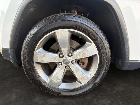 Used 2014 Jeep Grand Cherokee Limited AWD/4WD image 35