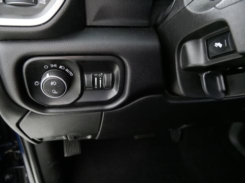 Used 2022 RAM 2500 Laramie image 26