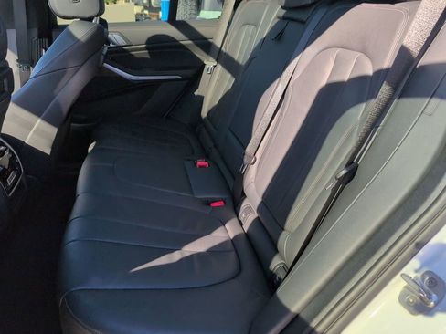 Used 2020 BMW X5 sDrive40i w/ M Sport Package image 25