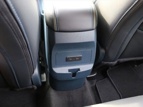 New 2025 Ford Maverick Lobo image 15