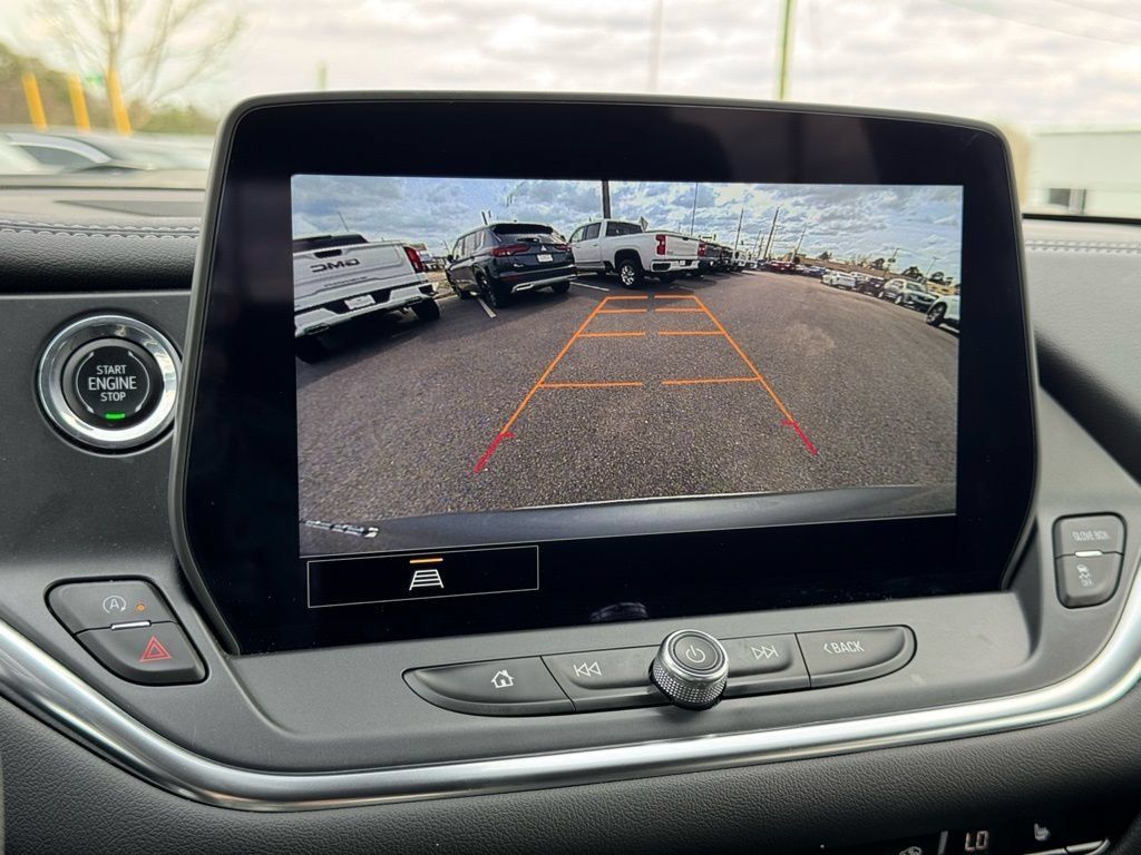 Used 2024 Chevrolet Blazer LT w/ Convenience Package FWD image 31