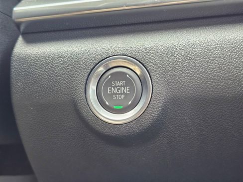 Used 2026 GMC Terrain Denali w/ LPO, Floor Liner Package AWD/4WD image 33