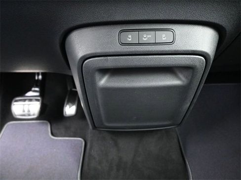 New 2025 Volkswagen ID. Buzz Pro S image 9